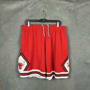 Mitchell and Ness Chicago Bulls Basketball Shorts Mens Size 2XL Red